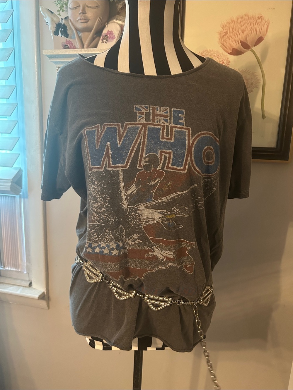 Vintage The Who Vintage Graphic Tee in Faded Charcoal